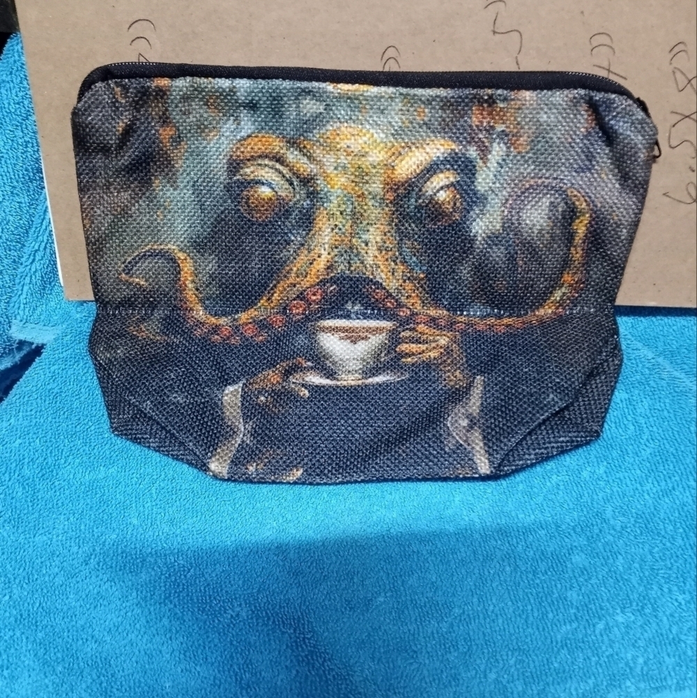 Octopus Print With Coffee Makeup Pouch